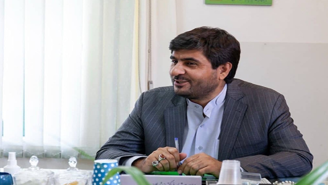 یزد از میدان شهری بی‌بهره است