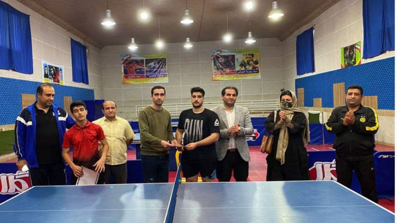 کلاگر قهرمان تنیس روی میز جوانان مازندران