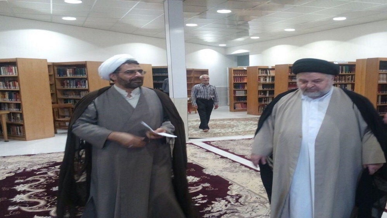 دیدار نماینده آیت الله سیستانی با آیت الله صافی گلپایگانی