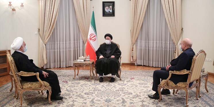 جلسه سران قوا به میزبانی رئیس جمهور تشکیل شد/ تاکید بر استمرار همکاری نزدیک برای پیشبرد امور کشور