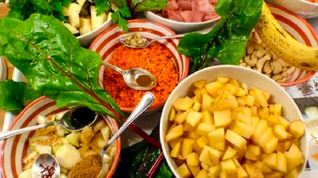 باید و نباید‌های تغذیه‌ای در دوران بارداری + فیلم