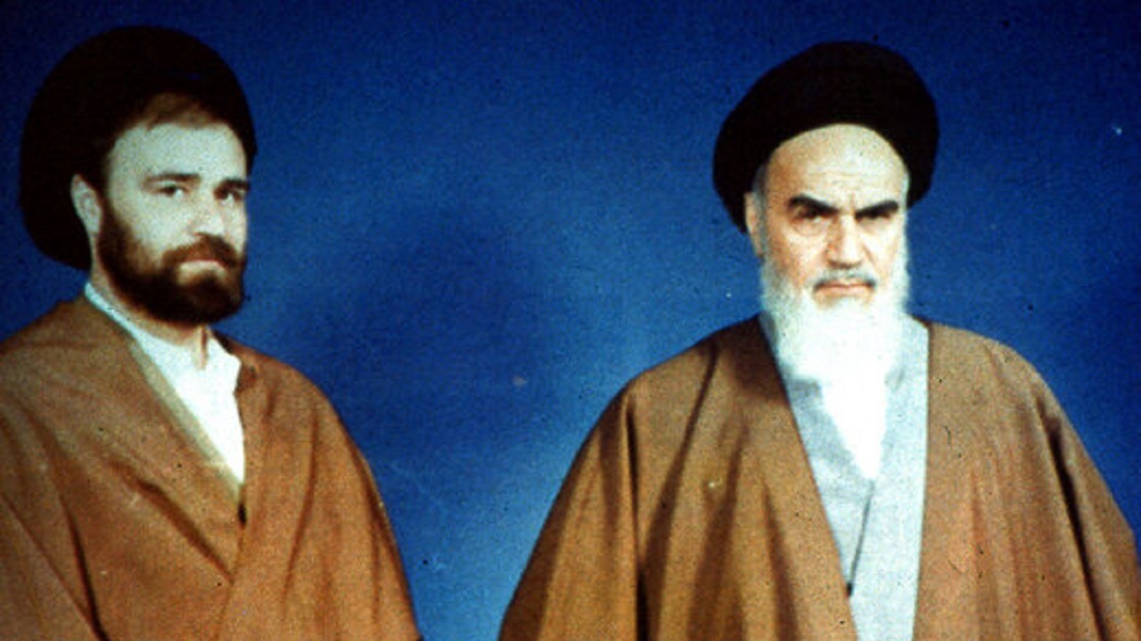 روایتی جالب از خواستگاری همسر امام برای احمد خمینی/ وقتی قطرات اشک بر گونه هایم سرازیر بود