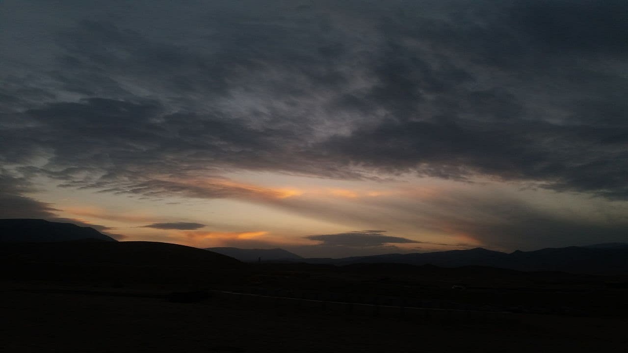 تصاویر بی نظیر از غروب افتاب در روستای نردین