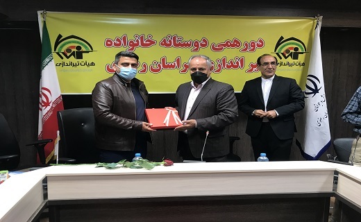 تجلیل از جواد فروغی قهرمان تیراندازی
