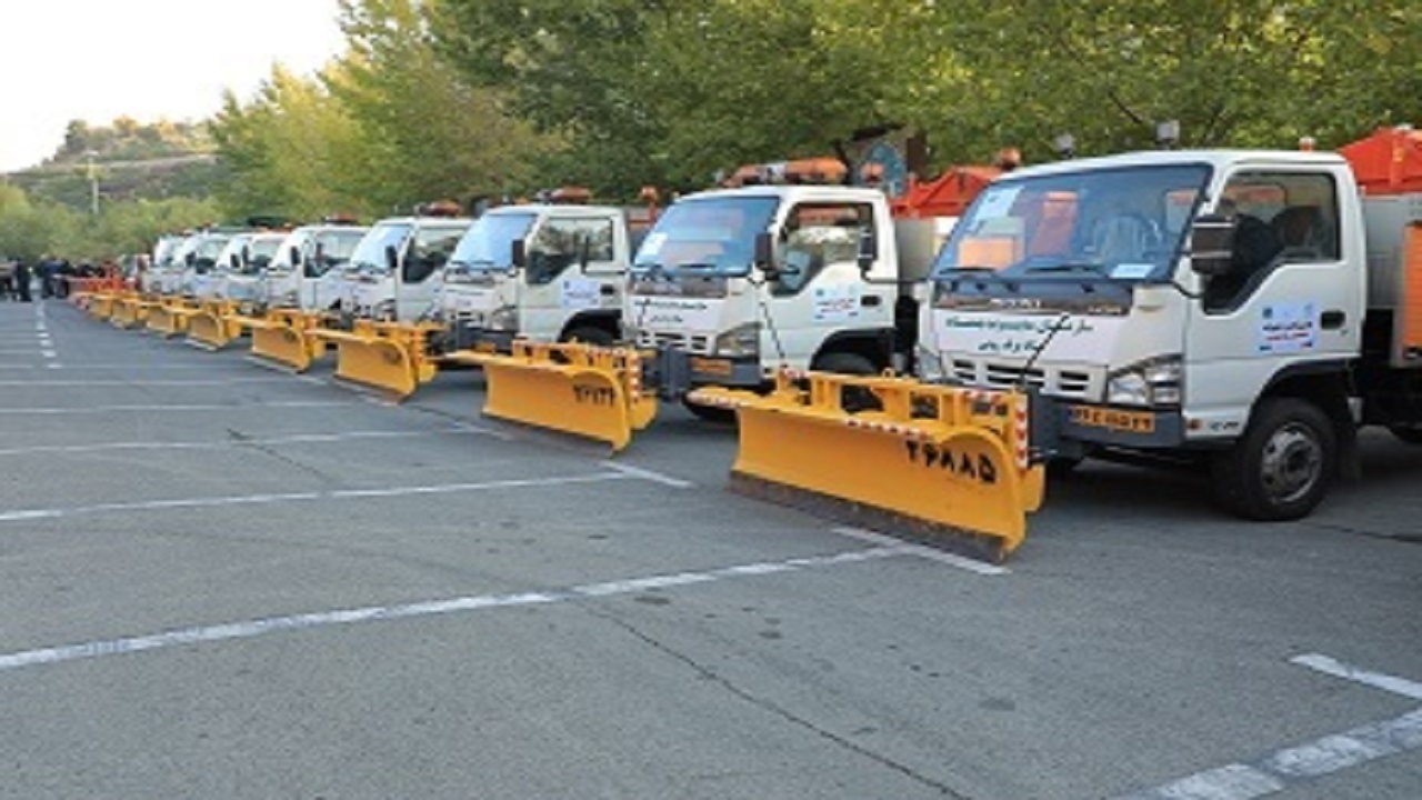 برگزاری مانور برف روبی ۱۴۰۰ در محل بوستان ولایت