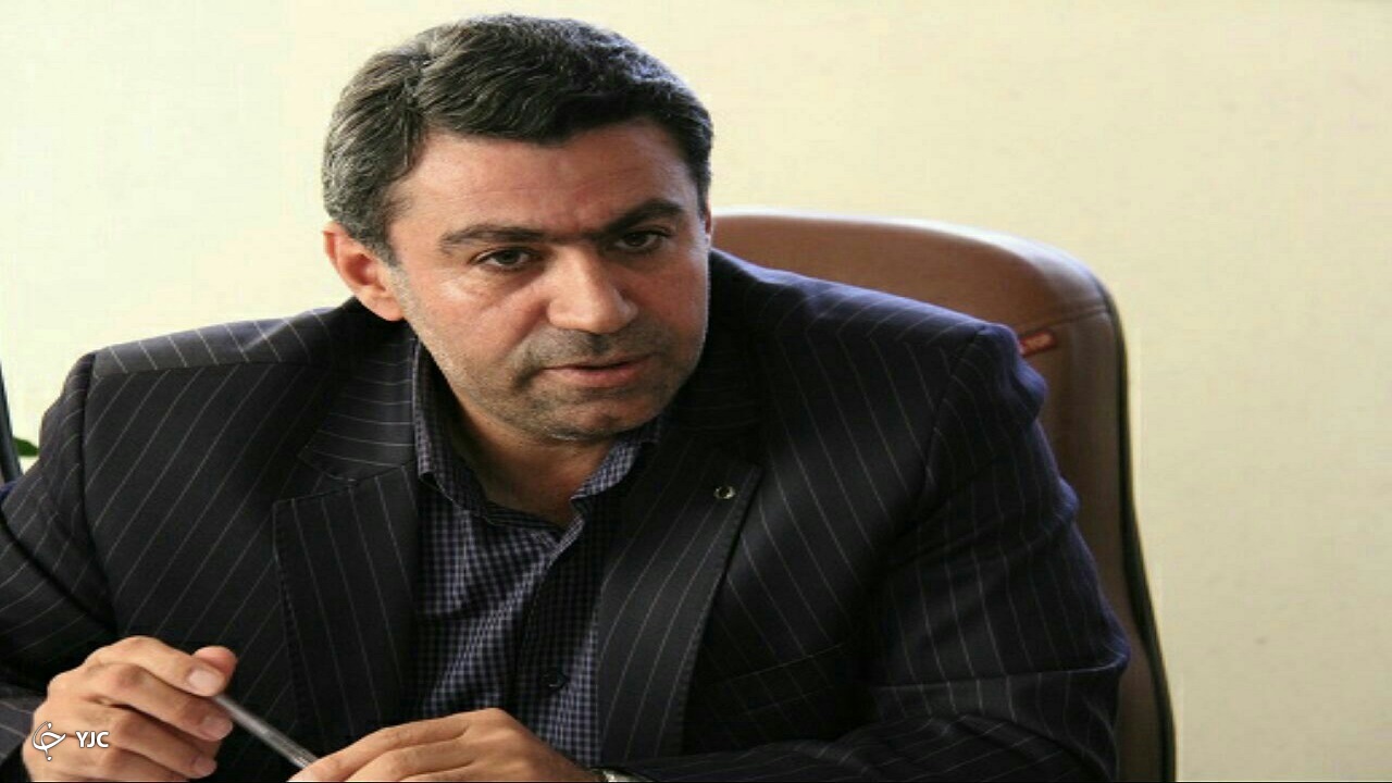 درخشش نویسنده بام ایران در آیین ملی نکوداشت اهالی ویرایش