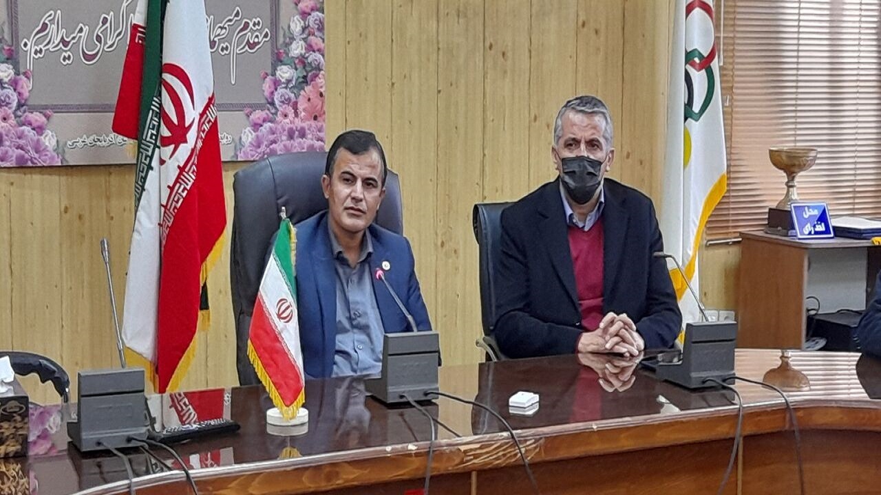 ۱۰ سالن سرپوشیده برای رشته دوومیدانی در کشور فعال است