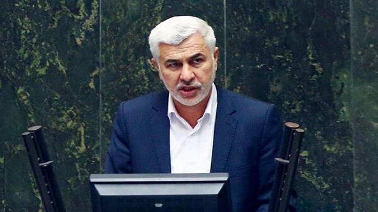 برای حل مشکلات کشور باید یک صدای واحد شنیده شود