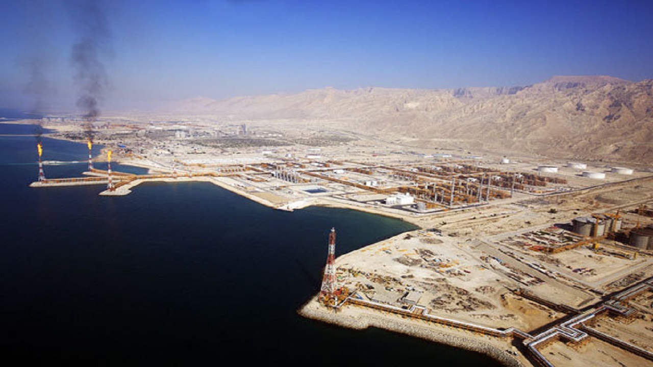 اینجا خیلی چیزها پروازی است