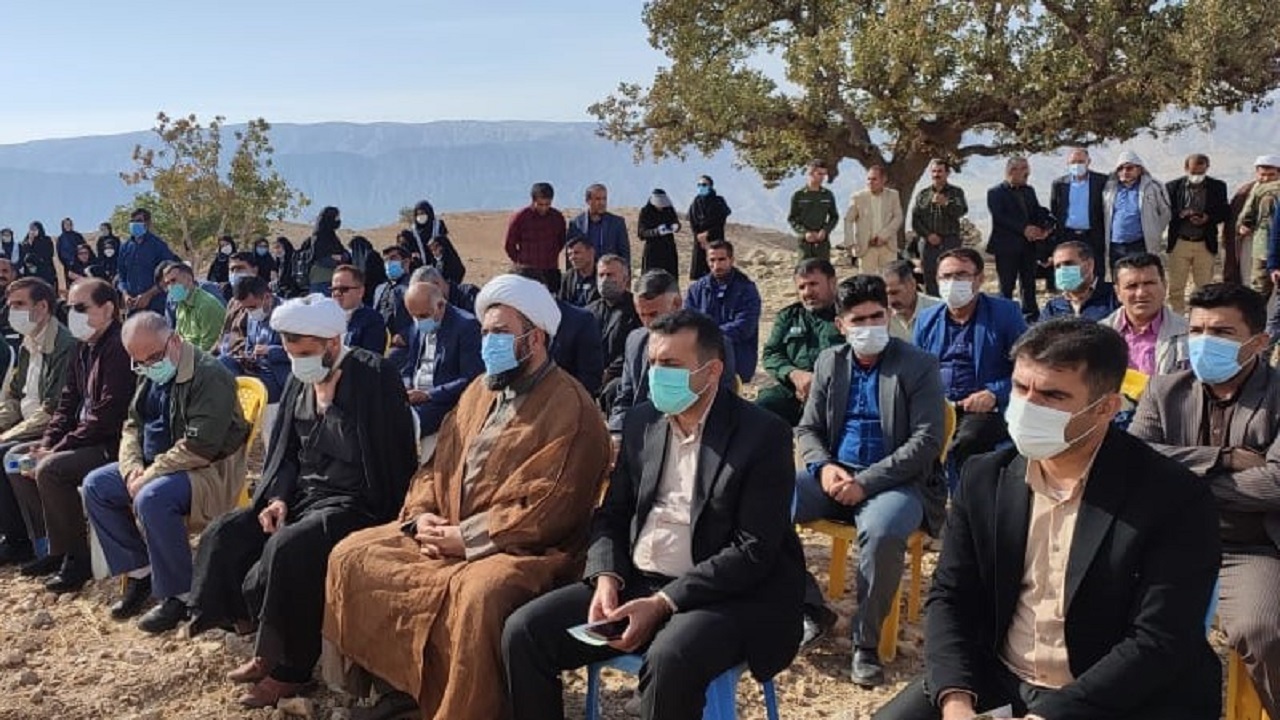 خوزستان به نیابت از کل کشور بار توسعه و تخریب سرزمین را به دوش می‌کشد