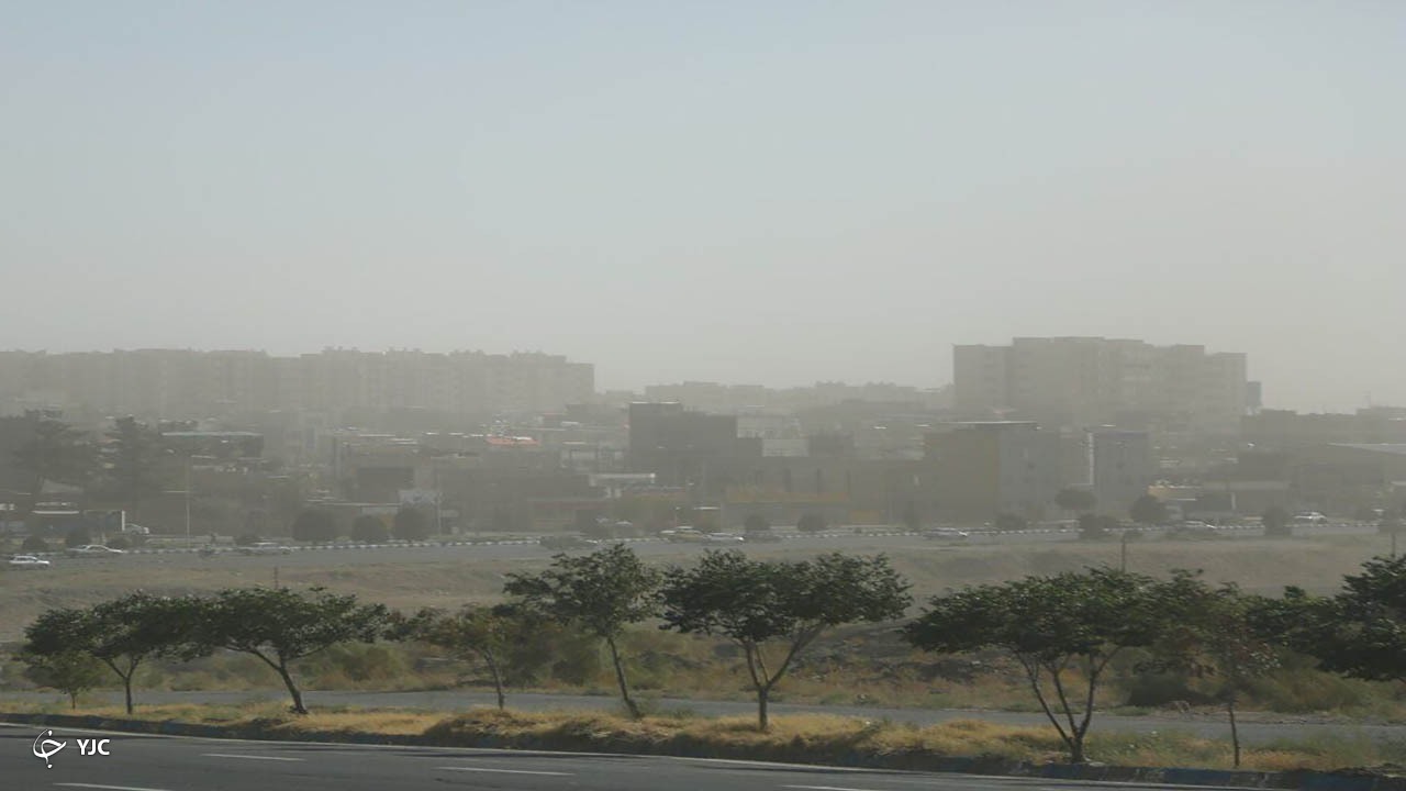 وزش باد با سرعت ۹۰ کیلومتر بر ساعت مهاباد را درنوردید