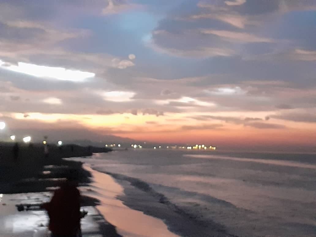 از