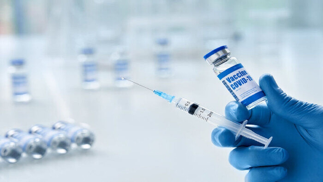 پایان واکسیناسیون افراد بالای ۷۰ سال در لنده