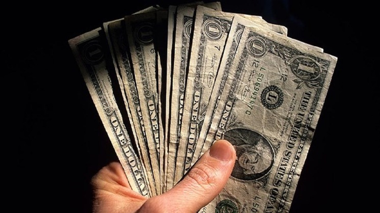 ثبات نسبی نرخ ارز در بازار؛ دلار ۲۶ هزار و ۷۰۲ تومان است