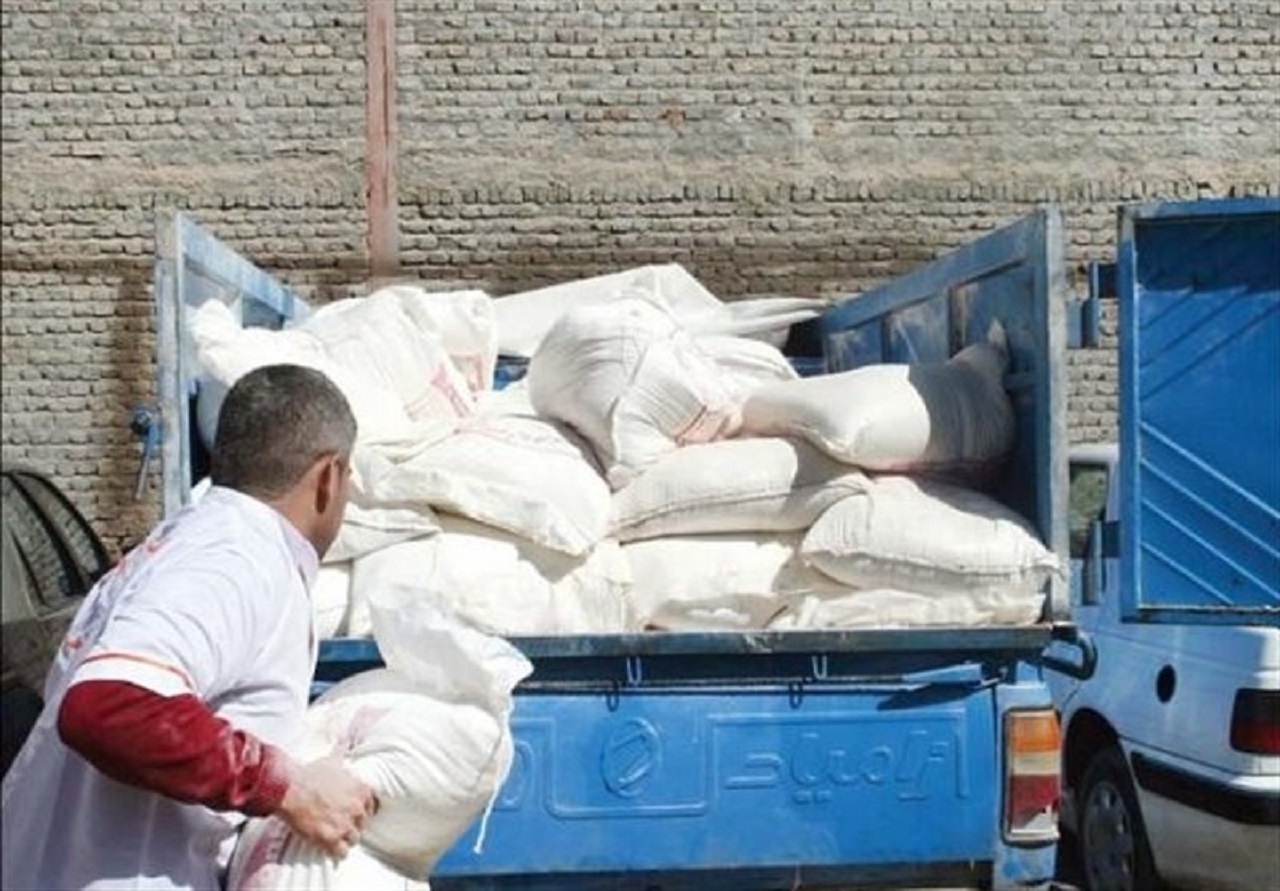 توزیع آرد در روستاهای هرمزگان