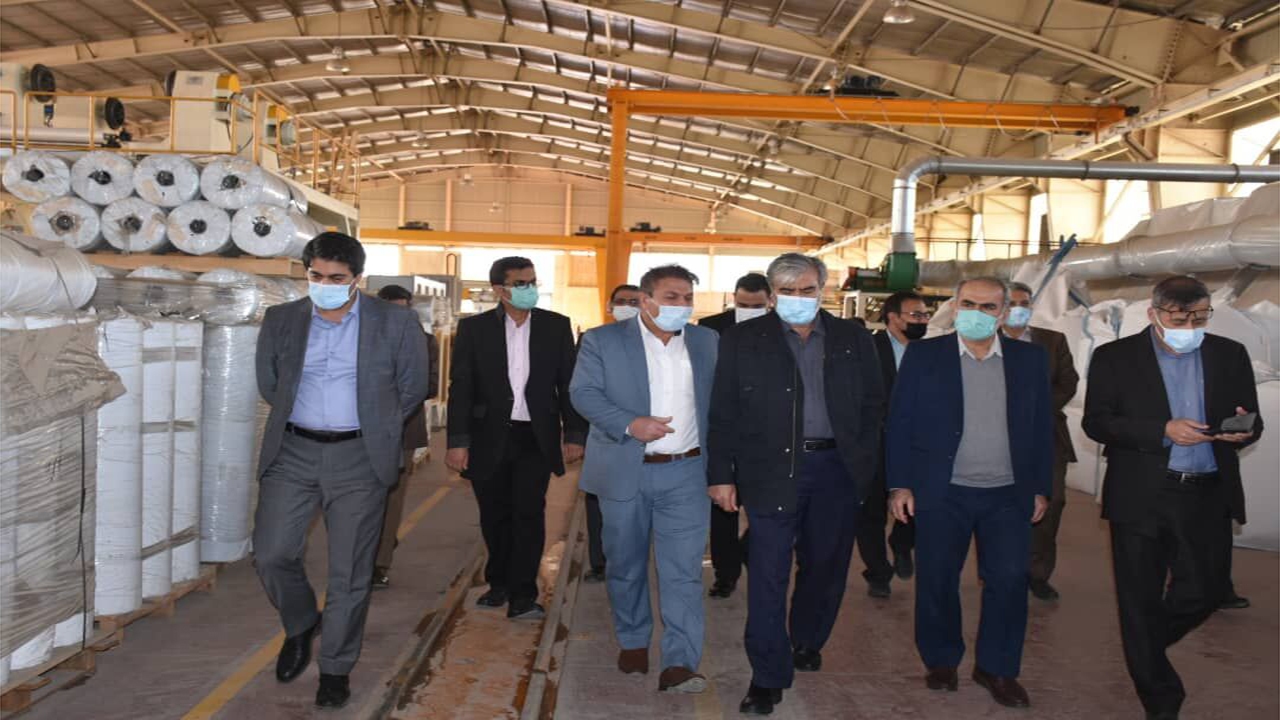 حمایت از صنعتگران و اصلاحات اساسنامه صندوق توسعه ملی در دستور کار مجلس