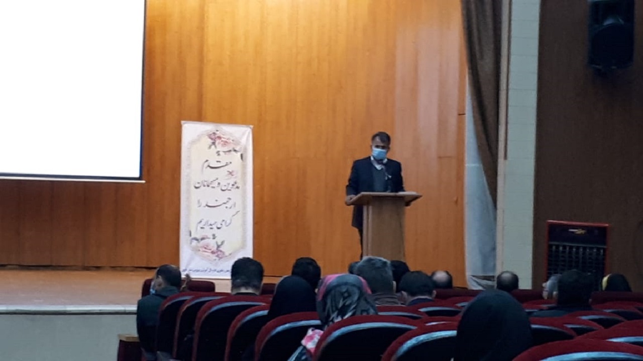 نواختن زنگ پژوهش در مدارس استان قزوین