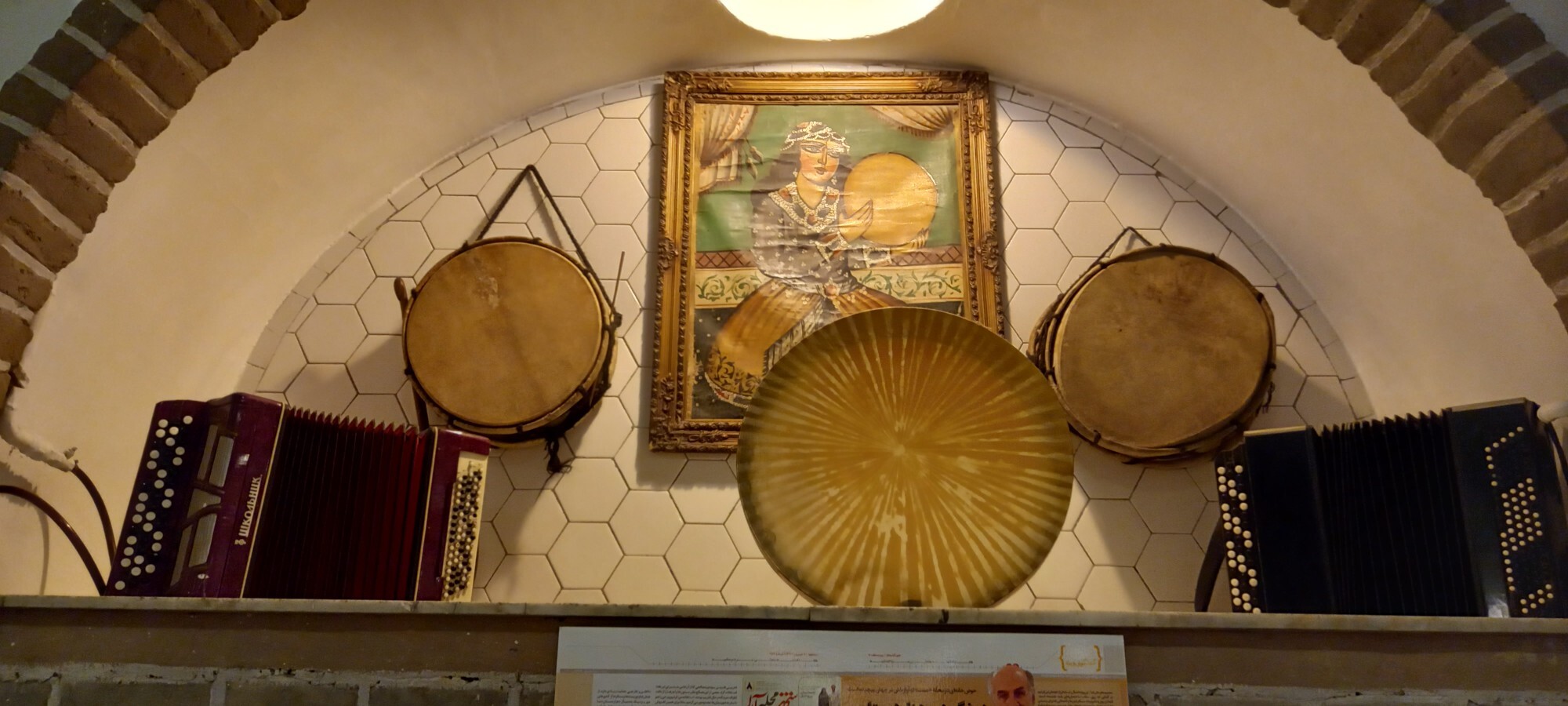معجزه هزاردست در قاب کافه موزه هزاردستان +تصاویر