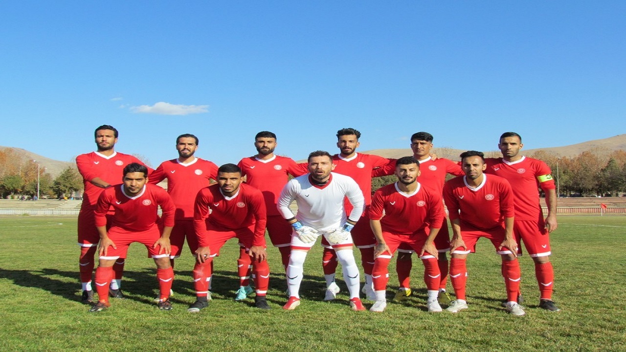 توقف سرخپوشان قم در بازی خانگی