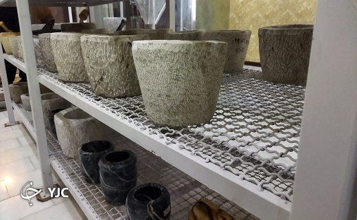سنگتراشی هنر بومی شهرستان مهریز