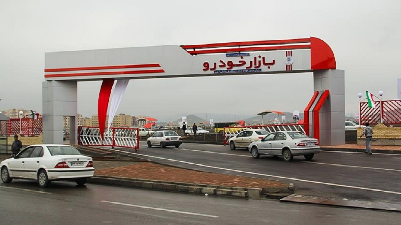 رکود بازار خودرو در برابر تلاطم قیمت ارز