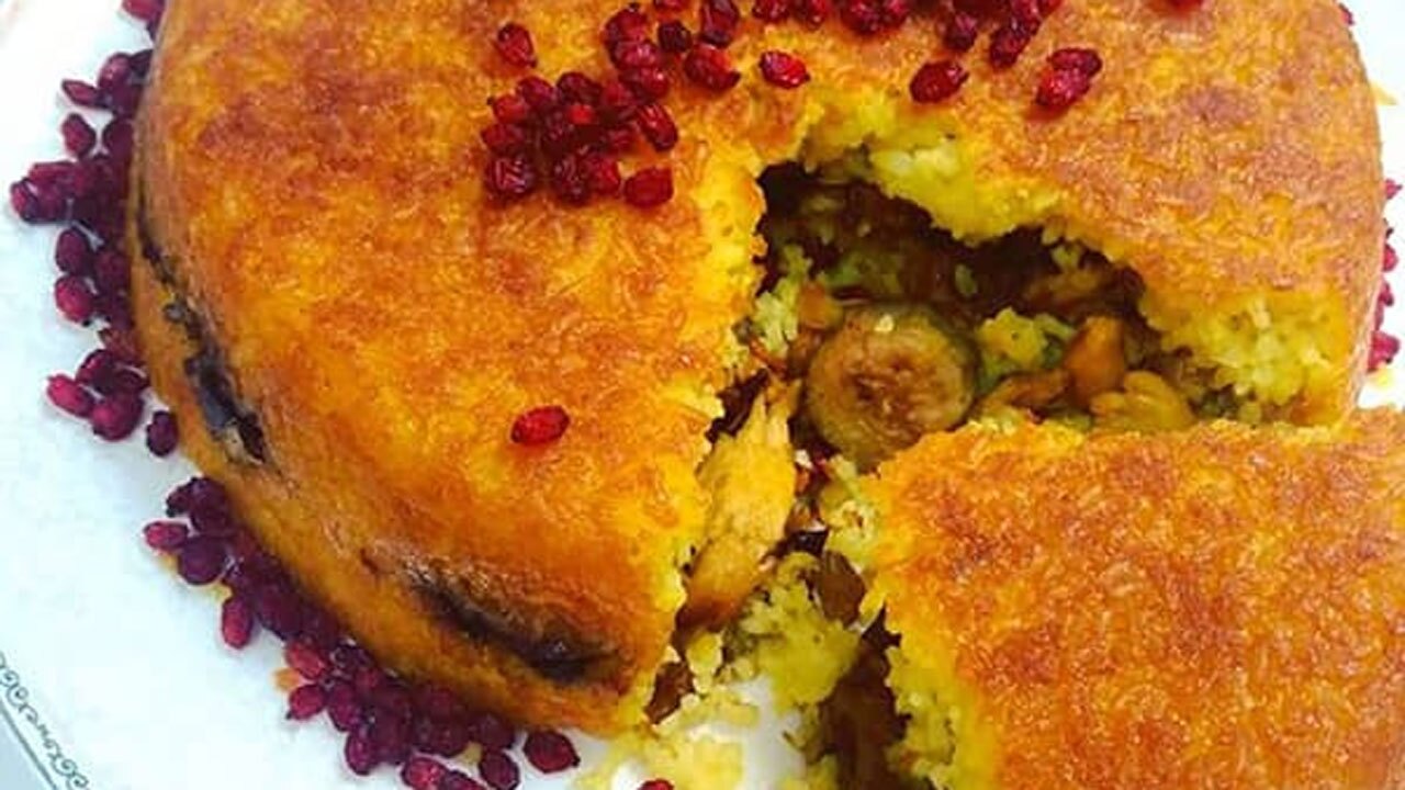 طرز تهیه ته‌چین بادمجان و قارچ + فیلم