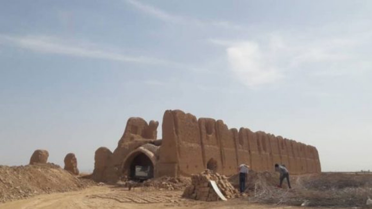 عملیات مرمت سربازخانه خشتی گرگاب از سر گرفته شد
