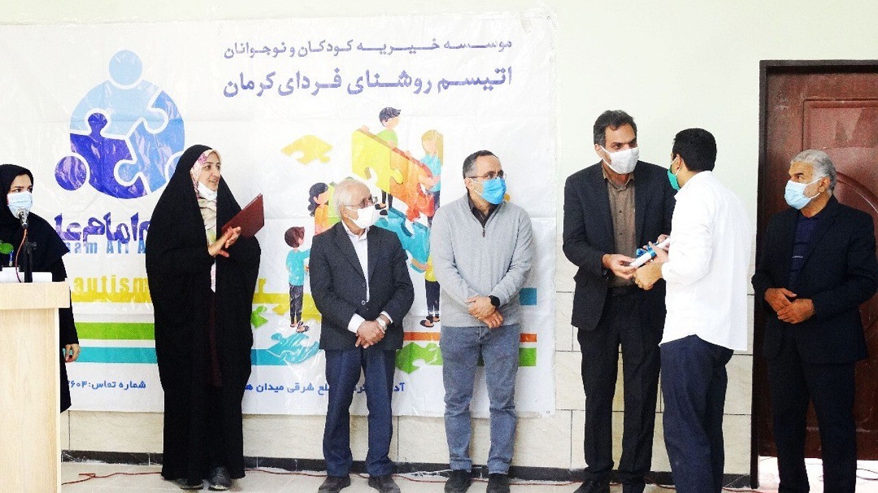 تجلیل از معلولین موفق و مدال آوران مسابقات پارالمپیک در کرمان