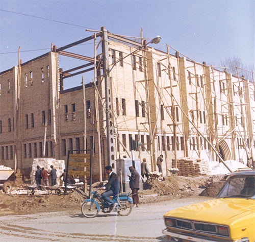 روایتی از بازار امام رضا (ع) که از نامدارترین&zwnj;های ایران است