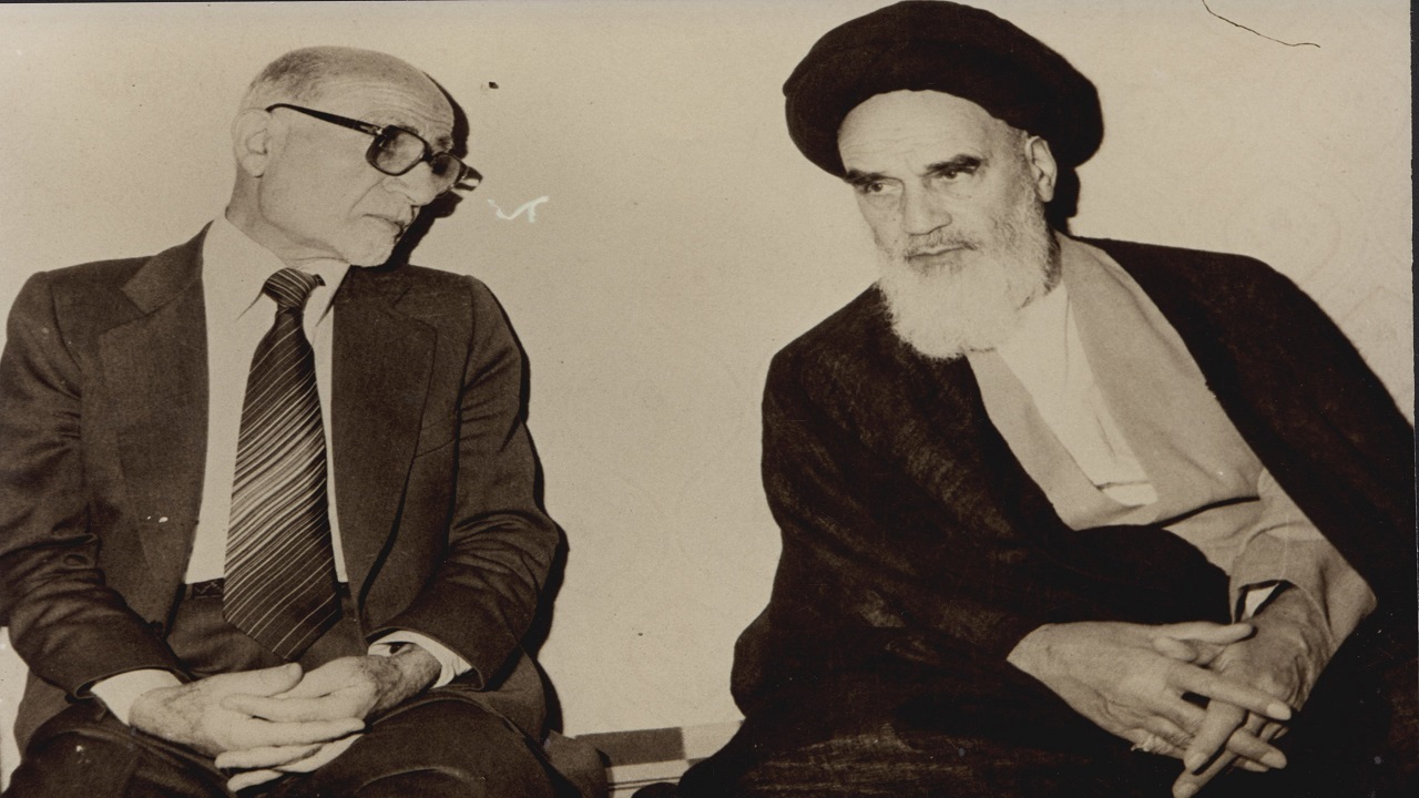 جواب قاطع امام به بازرگان درباره قانون اساسی چه بود؟
