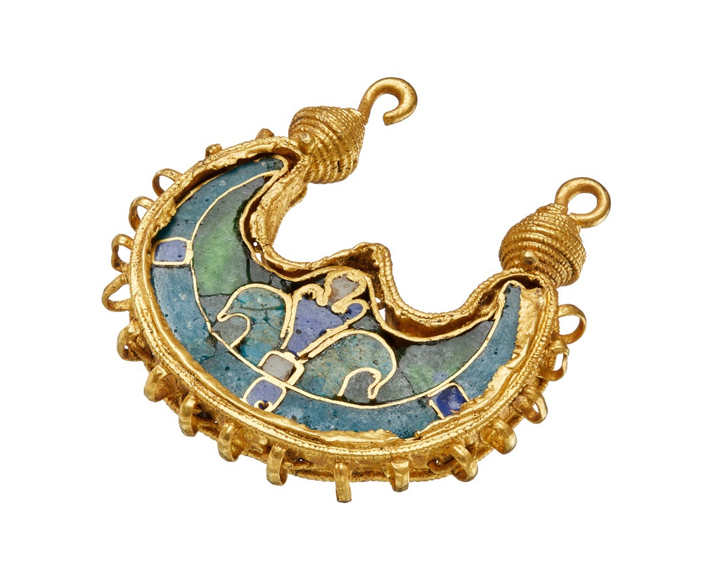 گوشواره طلایی
