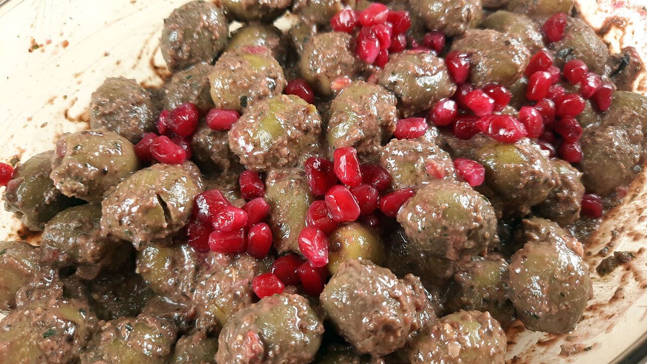 طرز تهیه زیتون پرورده + فیلم