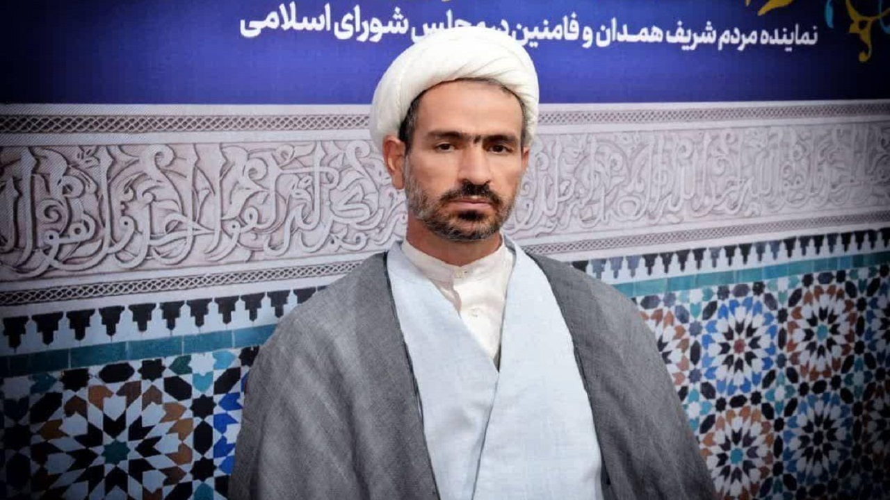 روز دانشجو نماد بیداری ملت در برابر استبداد است