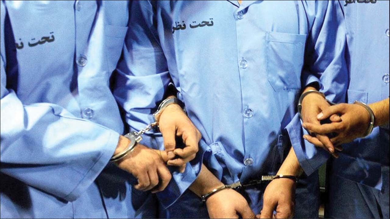 اوراق خودرو‌های سرقتی در مخفیگاه دزدان سابقه دار