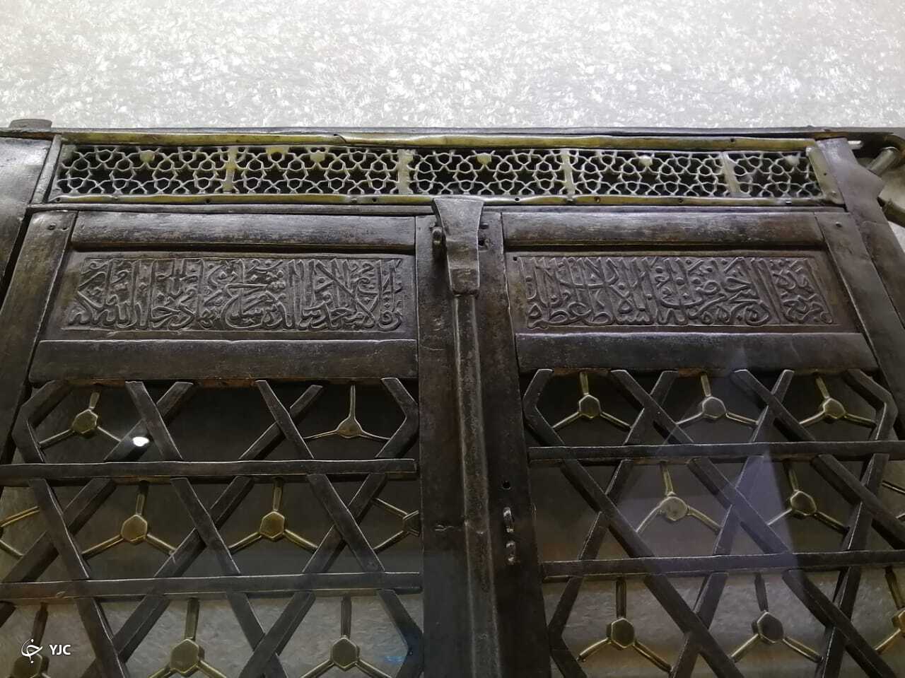 قدیمی&zwnj;ترین پنجره فولاد حرم امام رضا(ع)