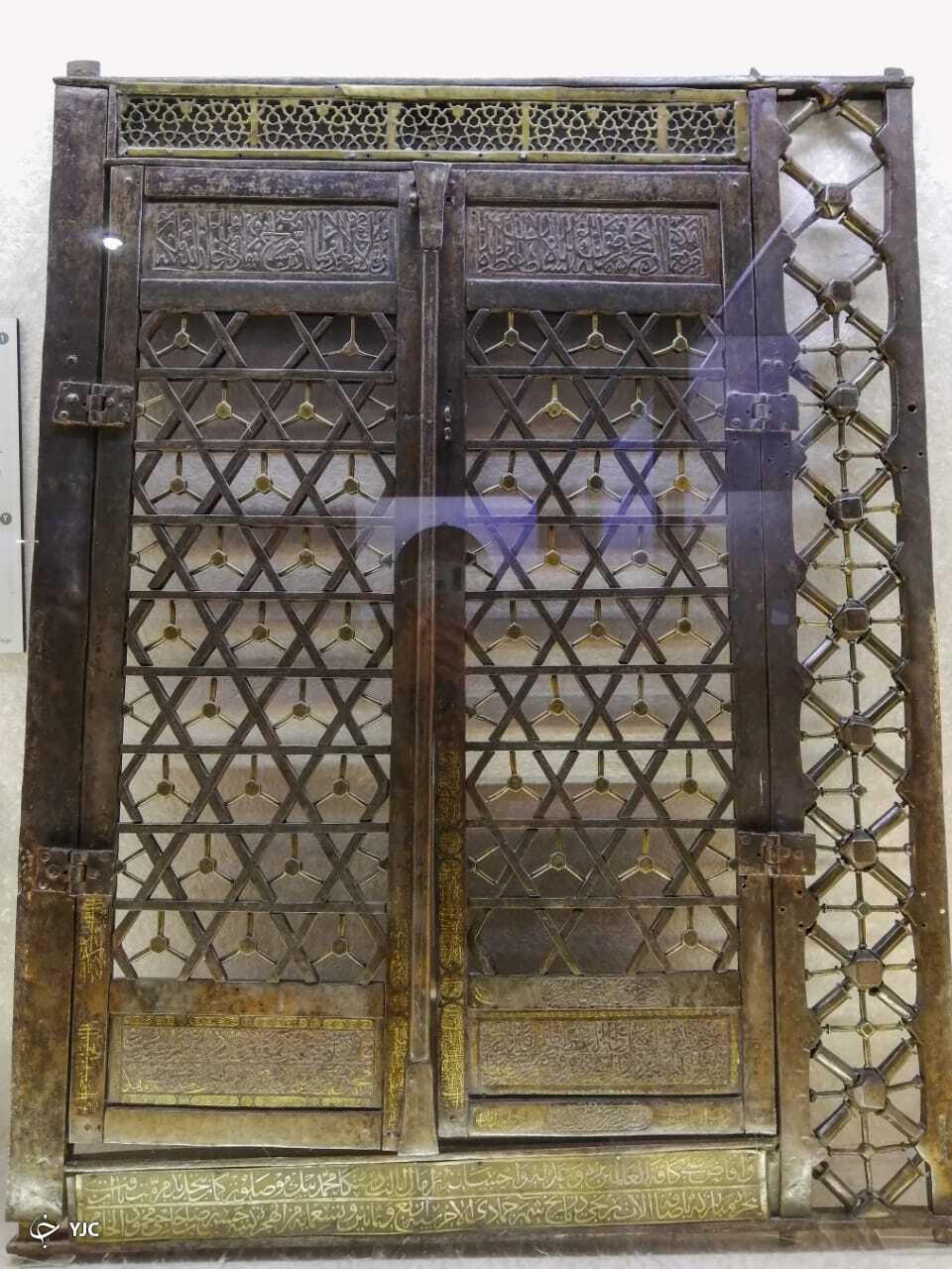 پنجره فولاد زرکوب