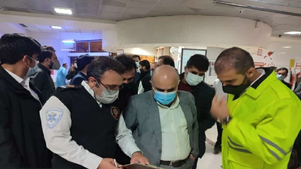 پیگیری روند درمان مصدومان حادثه اتوبوس دهدشت به تهران از نزدیک