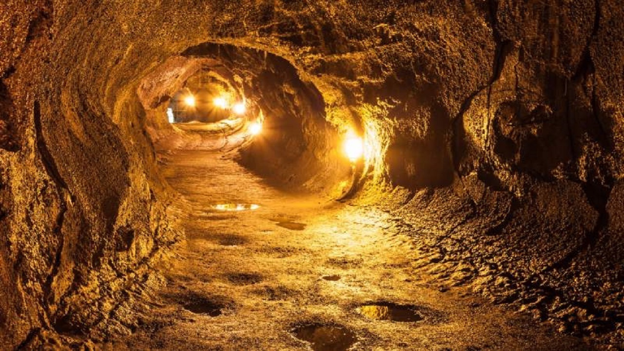 مشخص شدن سرمایه گذار برای فعالیت در منطقه طلایی نهبندان