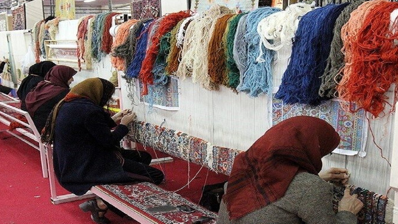 پرداخت تسهیلات به قالی بافان استان قزوین