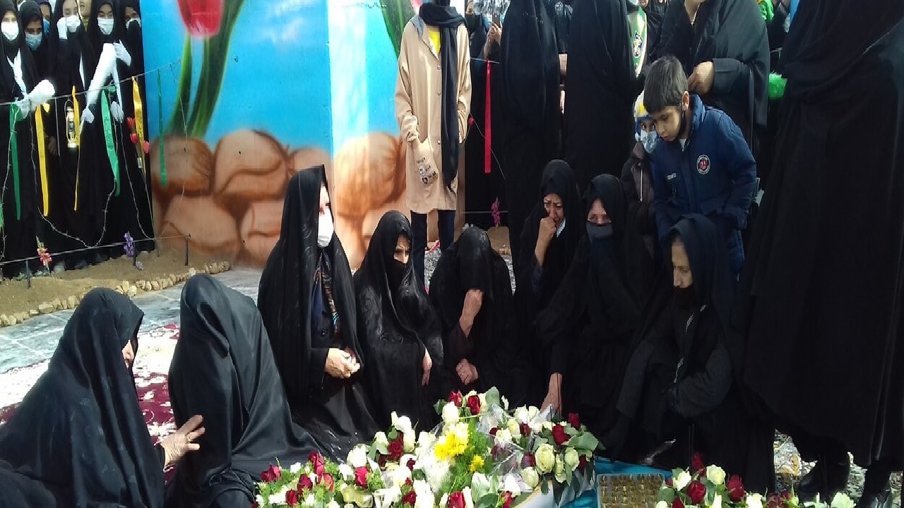 پایان ۳۹ سال فراق خانواده شهید تازه شناسایی شده در اردل