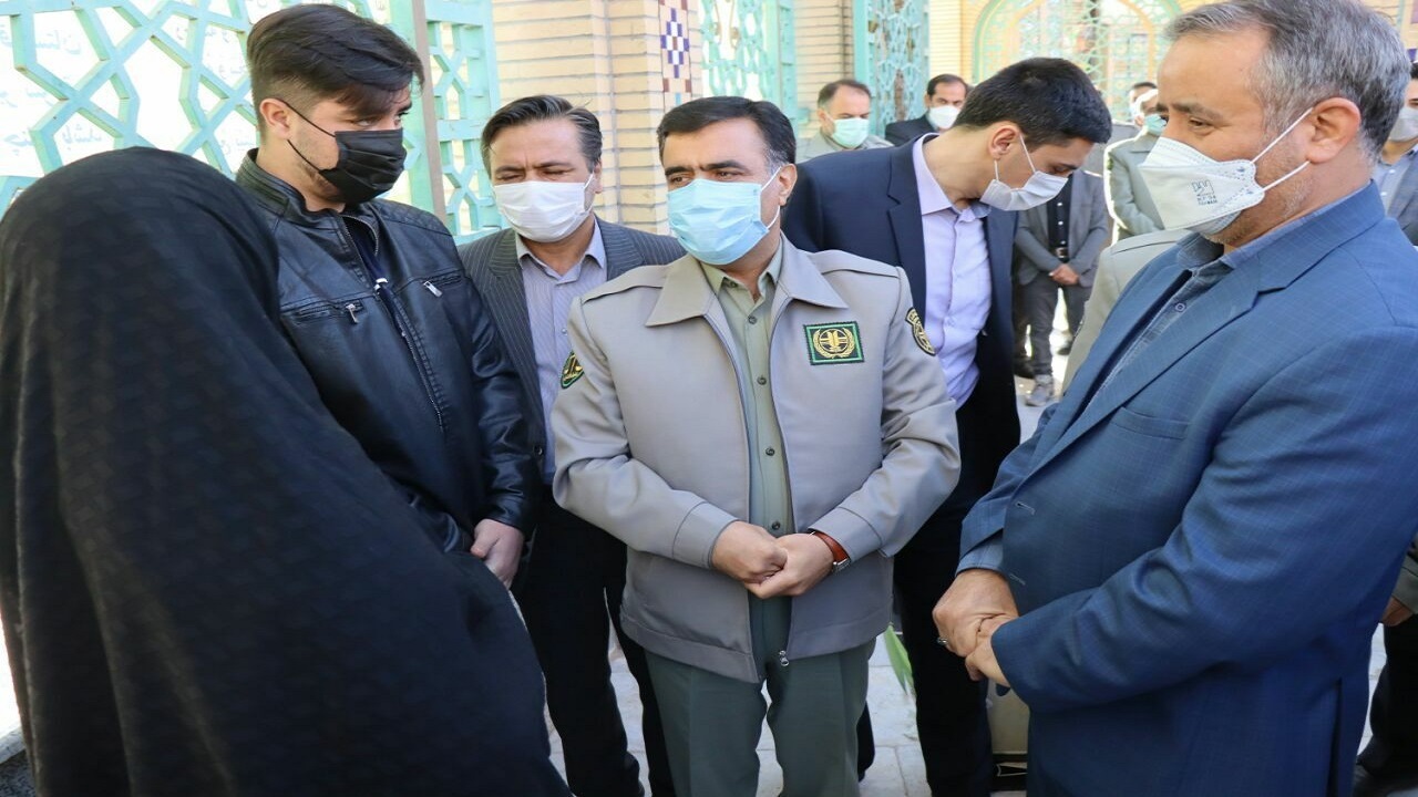 دیدار معاون رئیس جمهور با خانواده شهید جعفری محیط‌بان استان سمنان