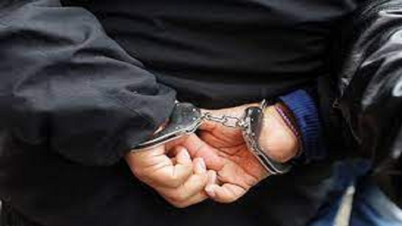 دستگیری سارق و کشف ۴ فقره سرقت مغازه در ملکشاهی