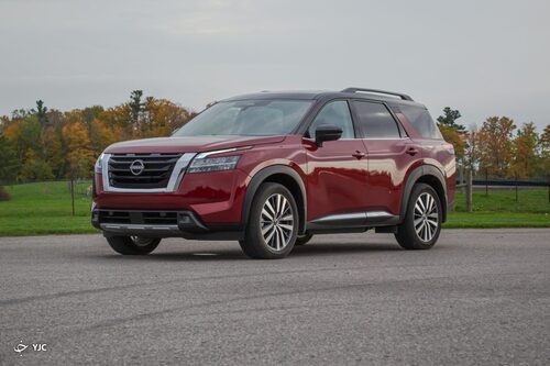 بررسی عملکرد نیسان پت&zwnj;فایندر و مزدا CX-9؛ کدام بهتر است؟