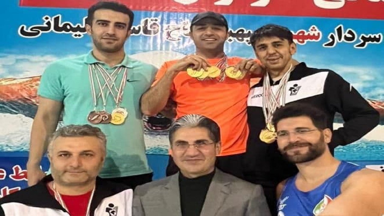 کسب ۴ نشان طلا توسط شناگر ساروی در رقابت‌های کارگران کشور
