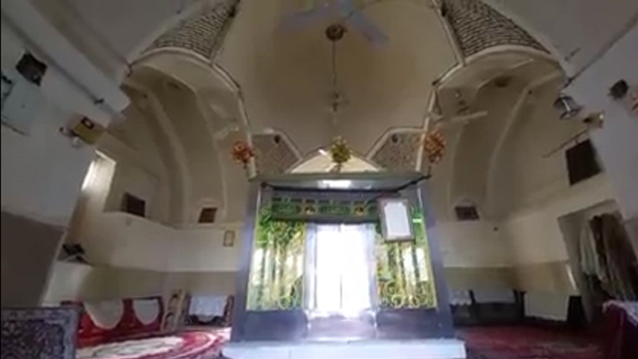 فیلمی از حال و هوای آستان مقدس امامزاده اسحاق و اسماعیل در آران و بیدگل