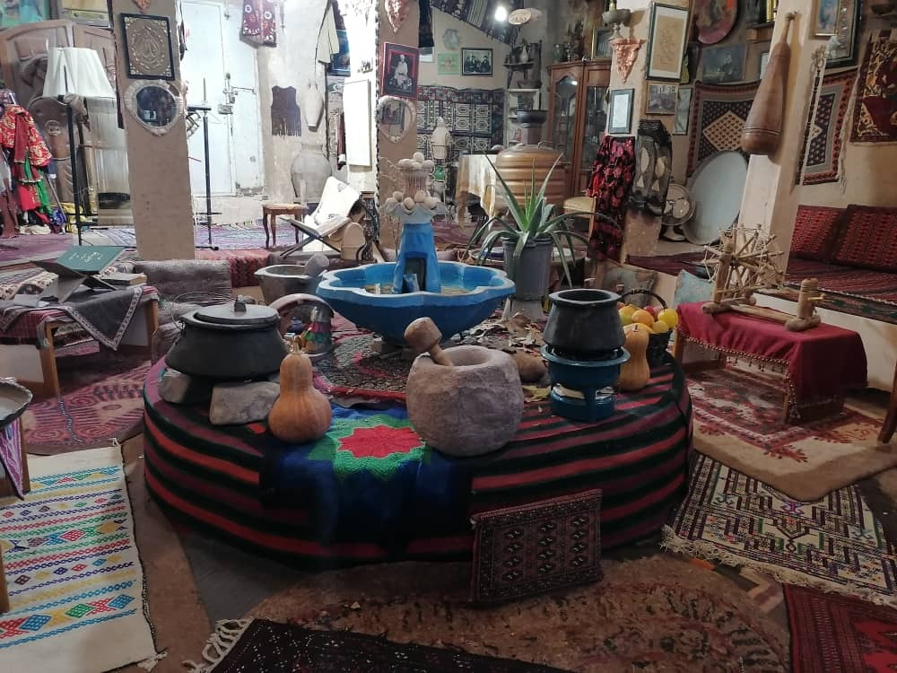 بنایی کهن در دالان تاریخ مشهد