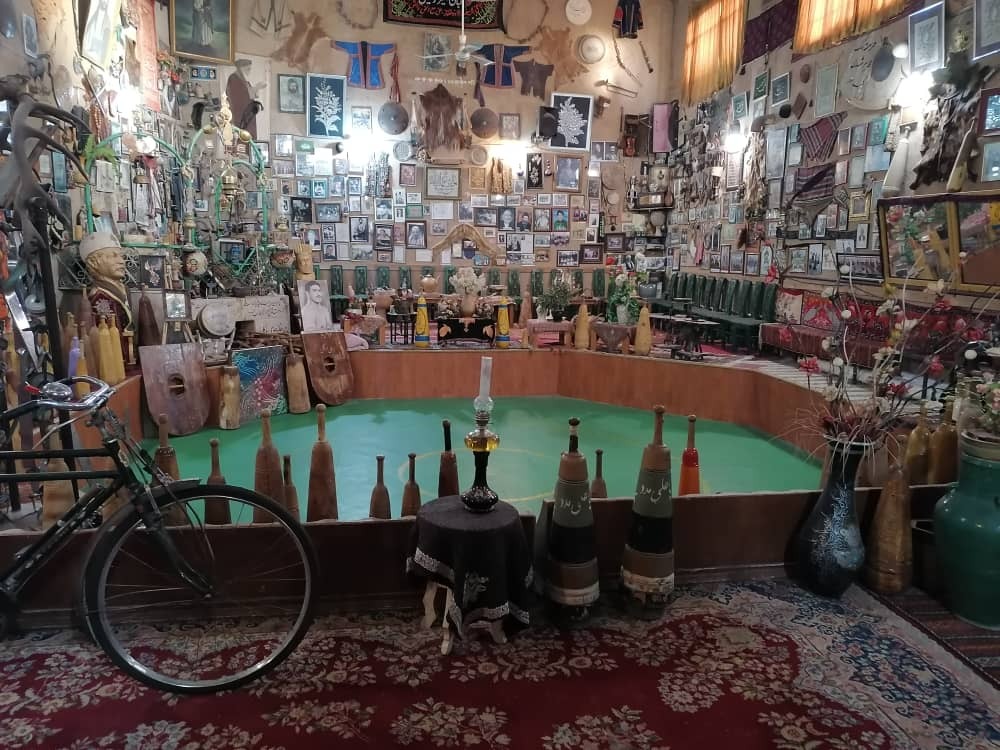 بنایی کهن در دالان تاریخ مشهد