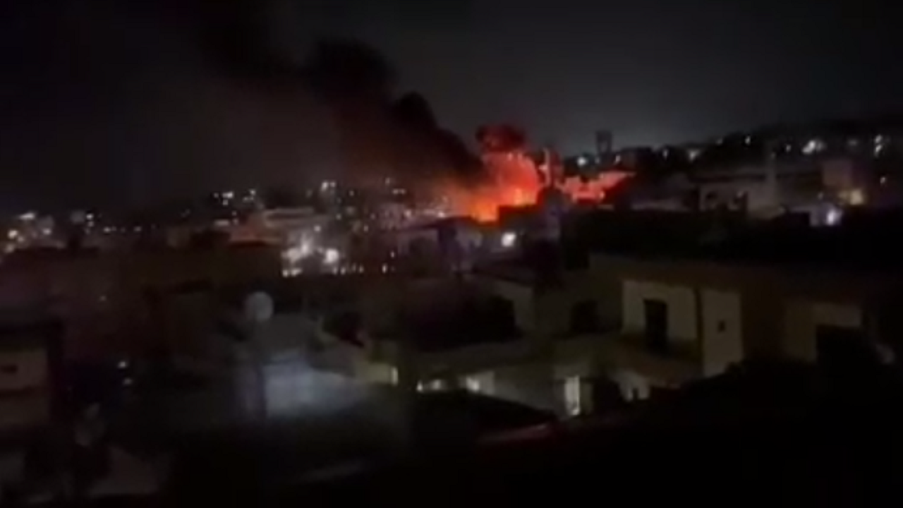 انفجار در انبار مهمات حماس در جنوب لبنان + فیلم