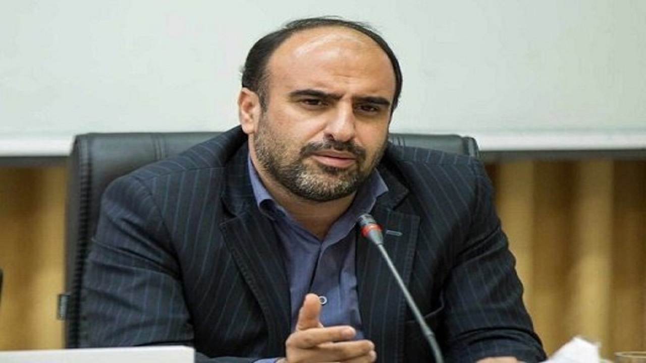 بسیج جدای از مردم نیست