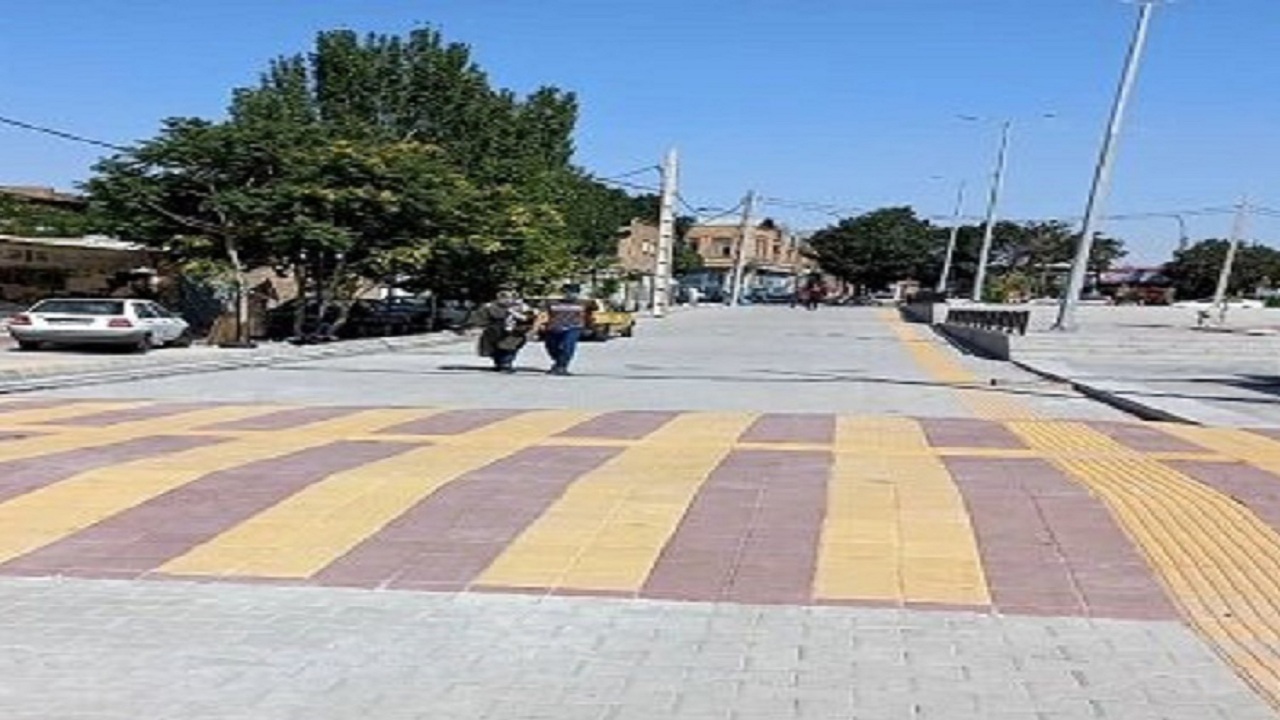 بازگشایی مسیر تردد خودرو در ضلع شمالی پیاده‌راه محققی تبریز